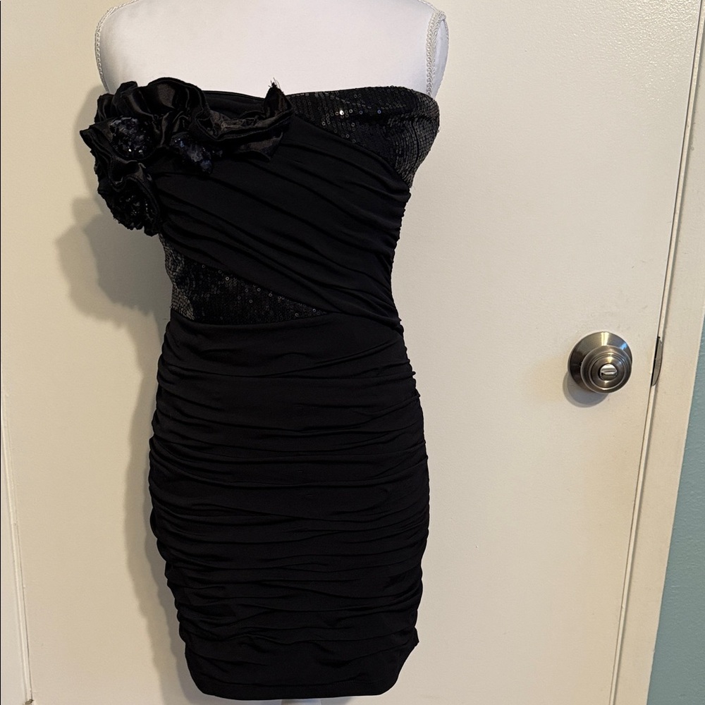 Nikibiki Black Strapless Ruched USED Dress